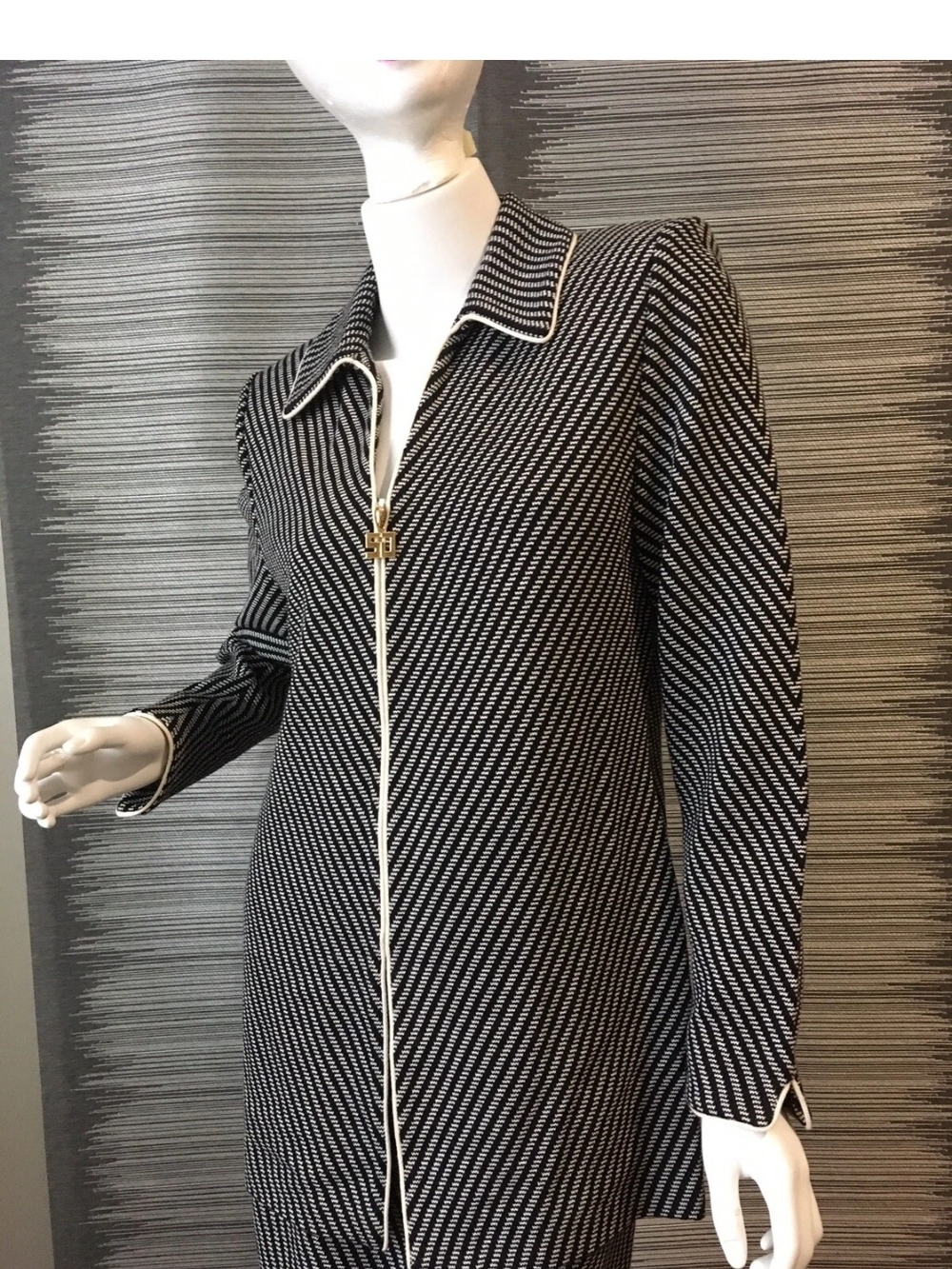 St. John Collection Black & White Diagonal Knit Zip Jacket